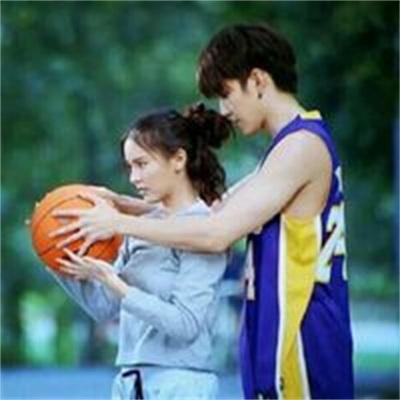 情侣头像篮球一男一女真人