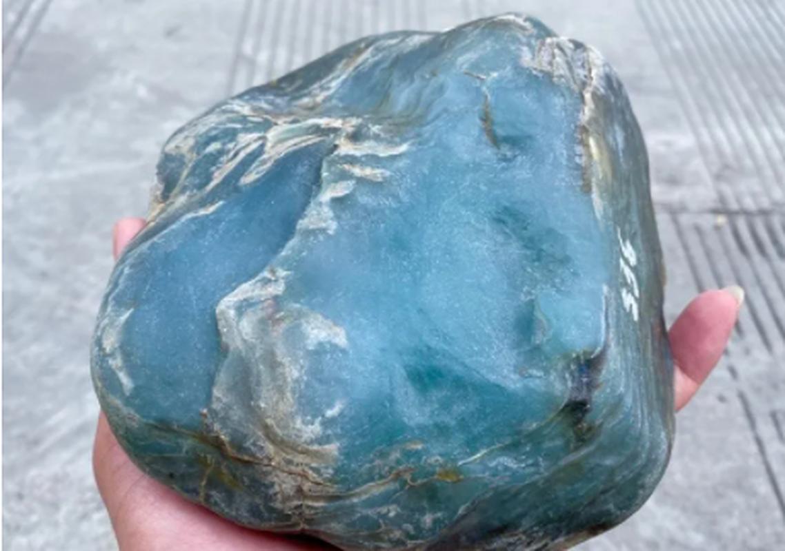 蓝色石头做的头像