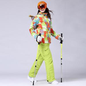 女头像高清滑雪